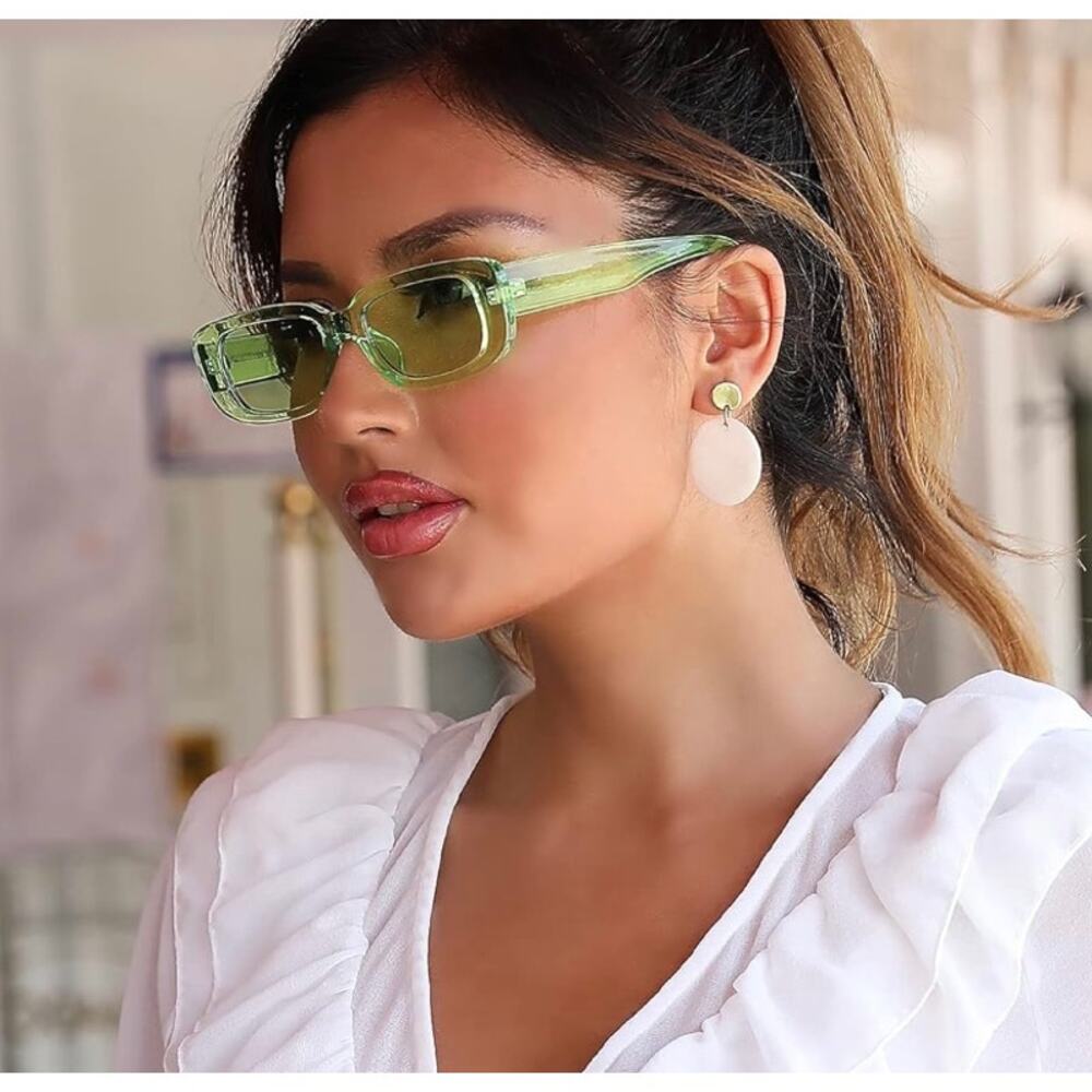 NEW IN BOX Przene Green Rectangle Retro Sunglasses Y2K 90s Style Trendy Hipster